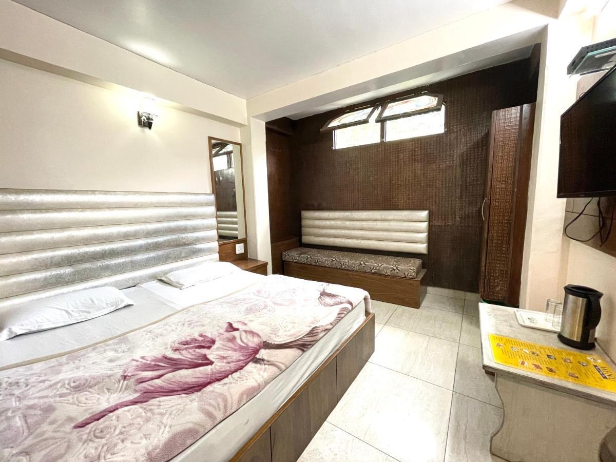 Hotel Prince ! Nainital Mall Road-Prime-Location In-Front-Of-Naini-Lake Hygiene-And-Spacious-Room Esterno foto